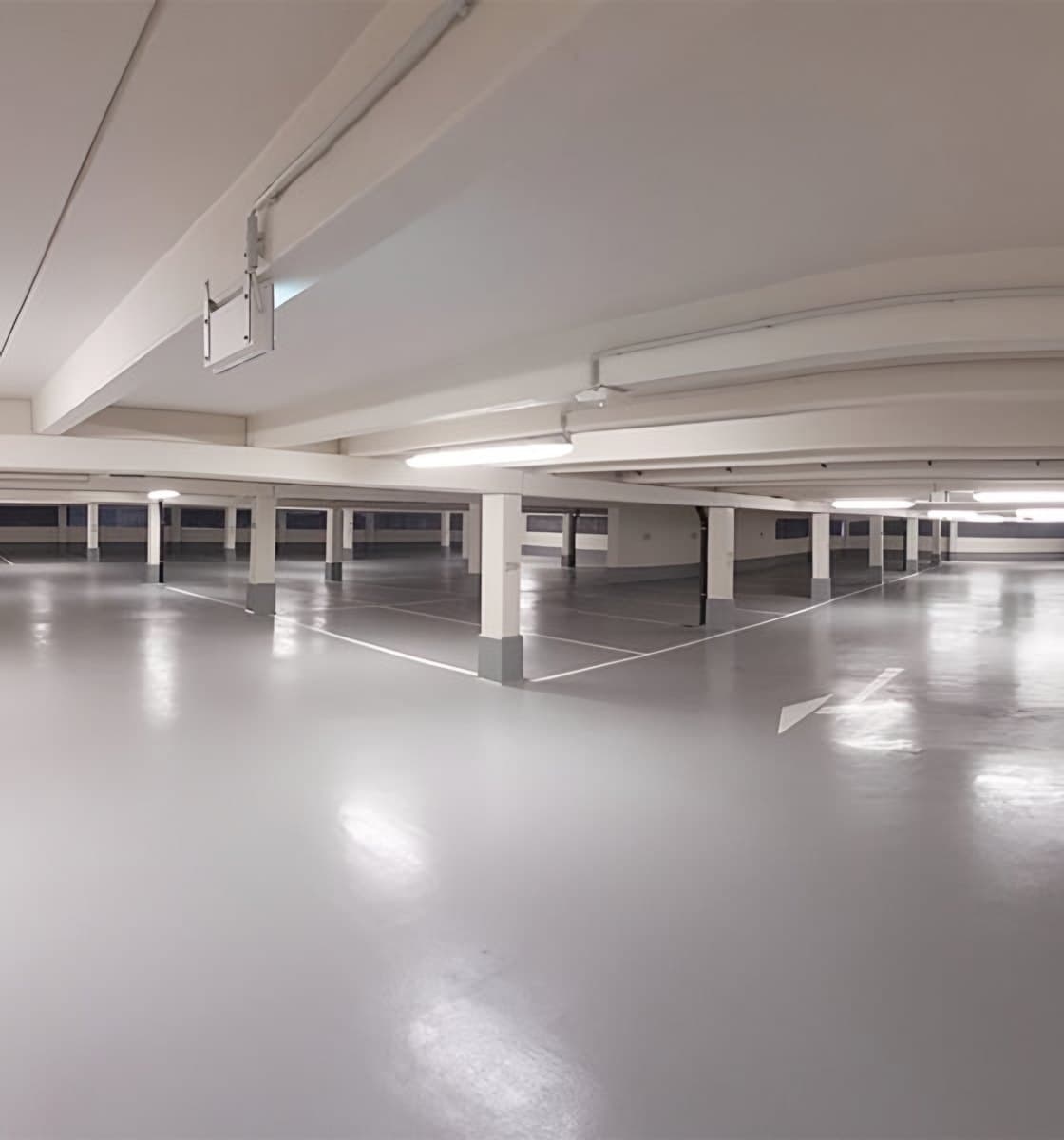 Parkdeck im Parkhaus P7 Mannheim nach der Instandsetzung